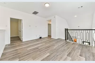 13017 Sapphire Lake Lane, Texas City, TX 77568 - Photo 22