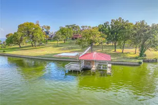 185 Country Ln, Livingston, TX 77351 - Photo 1