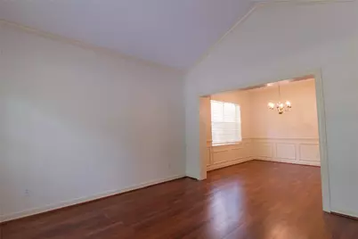 4511 Chestnut Meadow Drive, Sugar Land, TX 77479 - Photo 10