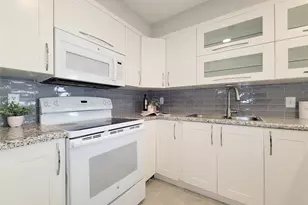 13014 Leader St, Houston, TX 77072 - Photo 8