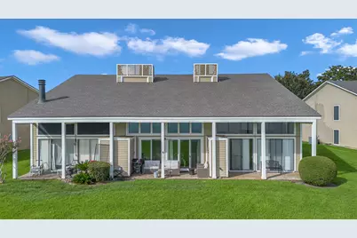 146 April Point Drive S, Conroe, TX 77356 - Photo 32