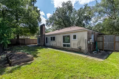 2015 Round Lake Drive, Houston, TX 77077 - Photo 32