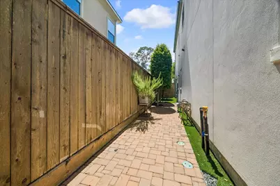 812 Remington Glade Dr Drive, Houston, TX 77042 - Photo 26