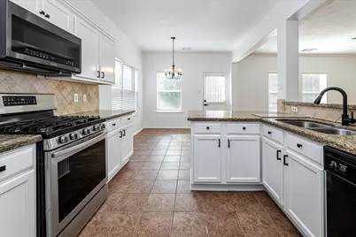 150 S Star Ridge Cir Circle, The Woodlands, TX 77382 - Photo 10