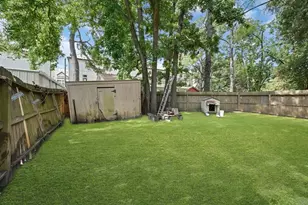 8829 Carousel Ln, Houston, TX 77080 - Photo 18
