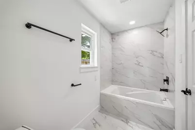 17922 Rolling Creek Drive, Houston, TX 77090 - Photo 22