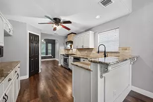 3903 Dawn Ln, Richmond, TX 77406 - Photo 10