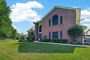 3903 Dawn Ln, Richmond, TX 77406 - Photo 2