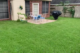 6810 Springcrest Dr, Sugar Land, TX 77479 - Photo 24