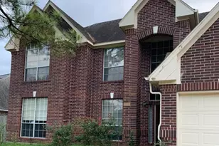 6810 Springcrest Dr, Sugar Land, TX 77479 - Photo 2