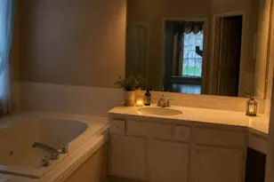 6810 Springcrest Dr, Sugar Land, TX 77479 - Photo 8