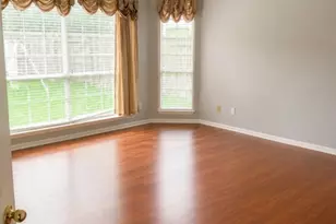 6810 Springcrest Dr, Sugar Land, TX 77479 - Photo 6