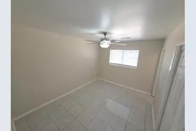 10315 Carthage Drive, Houston, TX 77089 - Photo 8