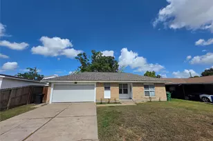 10315 Carthage Dr, Houston, TX 77089 - Photo 1