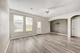 5402 Jay Thrush Dr, Richmond, TX 77407 - Photo 2