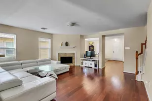 13107 Dawn Hollow Ln, Houston, TX 77072 - Photo 14