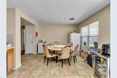 13107 Dawn Hollow Lane, Houston, TX 77072 - Photo 18