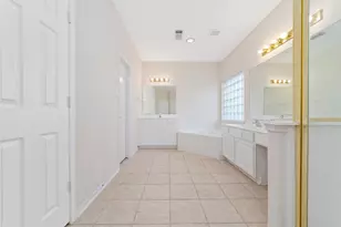 2638 Long Leaf Dr, Sugar Land, TX 77478 - Photo 14