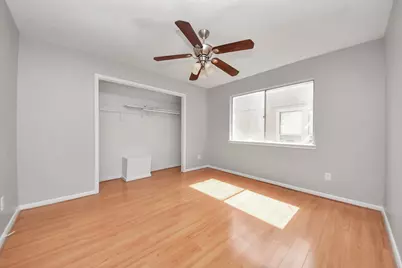 115 Squires Bend, Stafford, TX 77477 - Photo 16