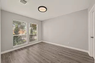 12819 Wisteria Park Dr, Houston, TX 77072 - Photo 8