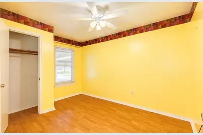 429 E Kiber Street, Angleton, TX 77515 - Photo 22