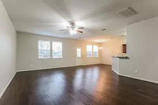 2730 Mesquite Ridge Dr, Houston, TX 77073 - Photo 4