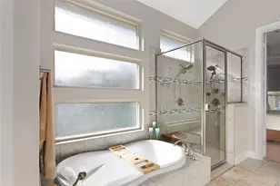 5703 Bell Cliff Ct, Houston, TX 77059 - Photo 40