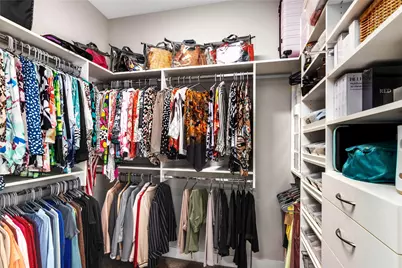 5703 Bell Cliff Court, Houston, TX 77059 - Photo 42