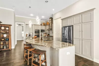 5703 Bell Cliff Court, Houston, TX 77059 - Photo 16