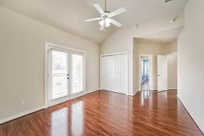 11025 Robin Hood Court, Houston, TX 77043 - Photo 34