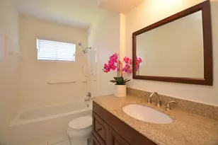 11502 Elmcroft Dr, Houston, TX 77099 - Photo 12