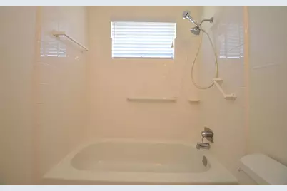 11502 Elmcroft Drive, Houston, TX 77099 - Photo 16