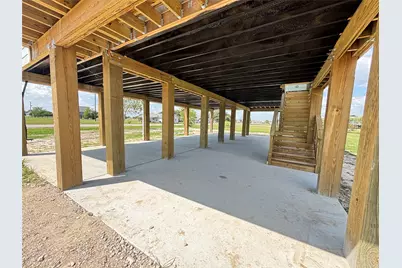 638 Swallow Drive, Palacios, TX 77465 - Photo 4