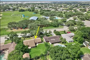 10319 Collingswood Rd, La Porte, TX 77571 - Photo 2