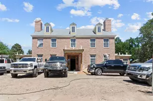 10 Courtlandt Pl, Houston, TX 77006 - Photo 2