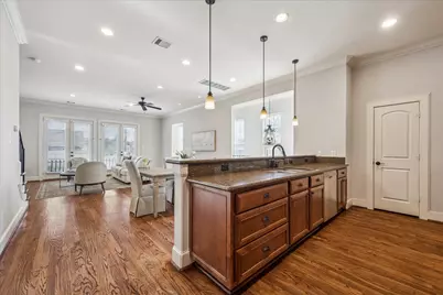 303 Bethje Street, Houston, TX 77007 - Photo 6