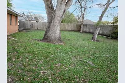 302 Baumgarten Street, Schulenburg, TX 78956 - Photo 22