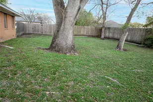 302 Baumgarten St, Schulenburg, TX 78956 - Photo 22