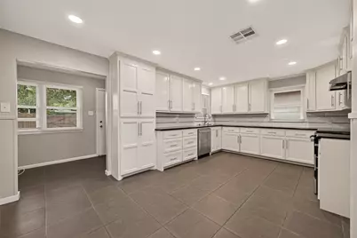 1905 5th Avenue N, Texas City, TX 77590 - Photo 34