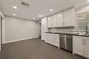 1905 5th Ave N, Texas City, TX 77590 - Photo 30