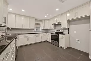 1905 5th Ave N, Texas City, TX 77590 - Photo 32