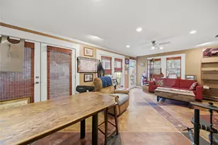 156 2nd Ave, Columbus, TX 78934 - Photo 18