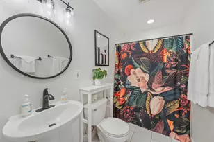 1910 Ave O 1/2, Galveston, TX 77550 - Photo 8