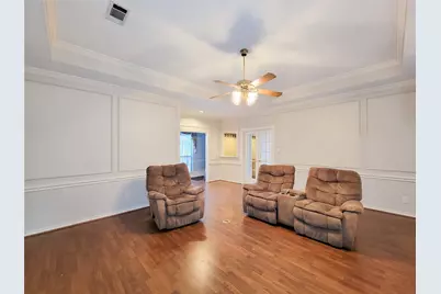 5810 Glenmere Lane, Spring, TX 77379 - Photo 10