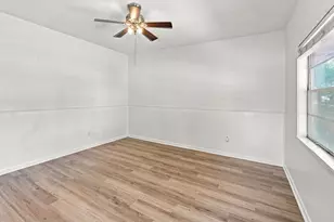 2804 Arlington St, Houston, TX 77008 - Photo 4