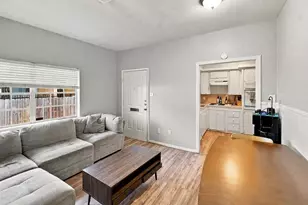 2804 Arlington St, Houston, TX 77008 - Photo 18