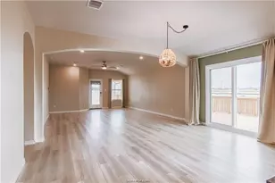 6375 Darlington Ave, College Station, TX 77845 - Photo 8