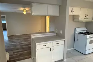 11735 N Willowdale Cir, Houston, TX 77071 - Photo 6