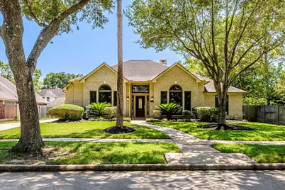 15702 Park Center Way, Houston, TX 77059 - Photo 1