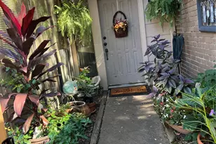 13902 Hollowgreen Dr, Houston, TX 77082 - Photo 1